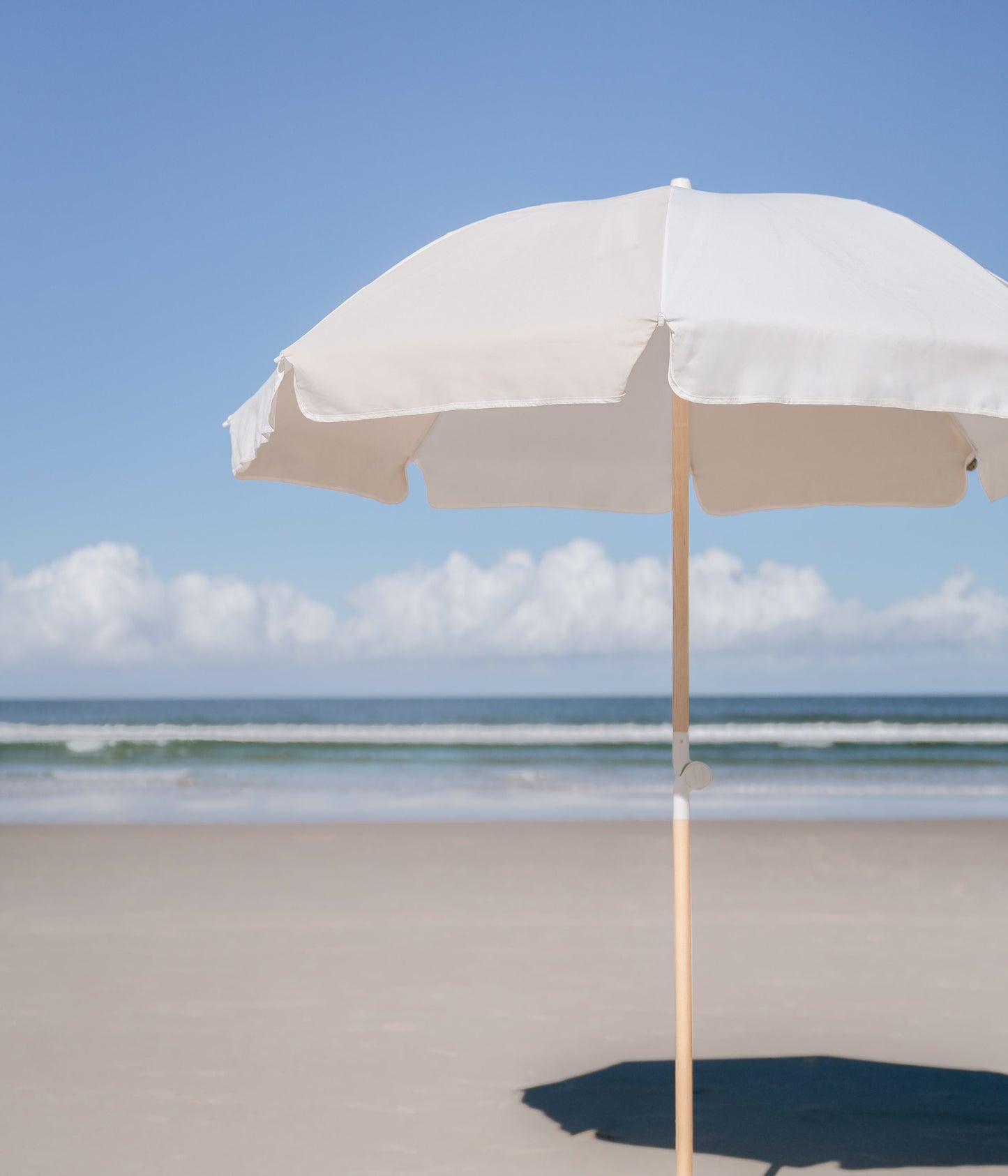 Dunes Splice Light Beach Umbrella