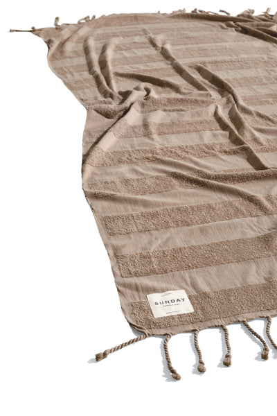 Husk Beach Blanket | Sunday Supply Co.