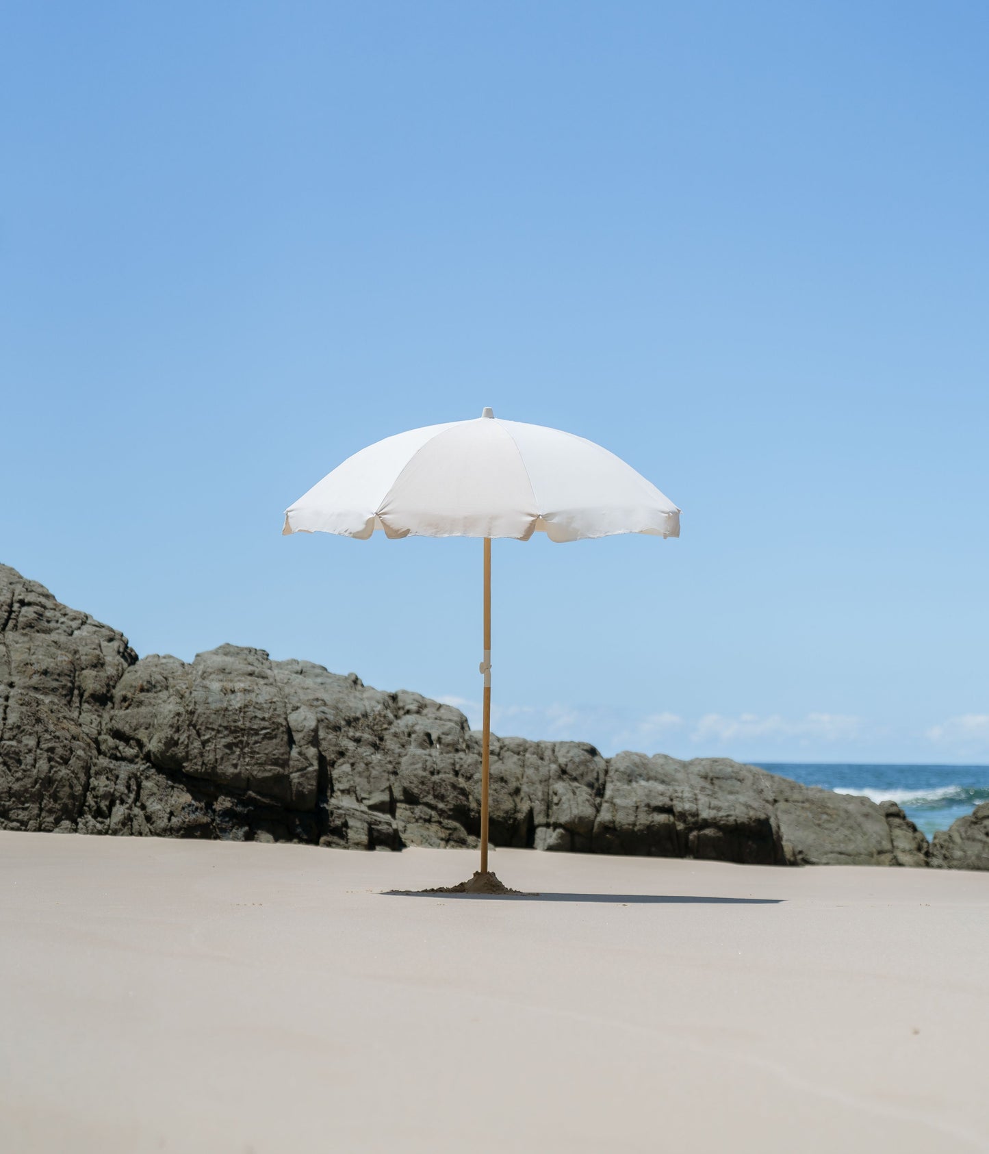 Dunes Splice Light Beach Umbrella
