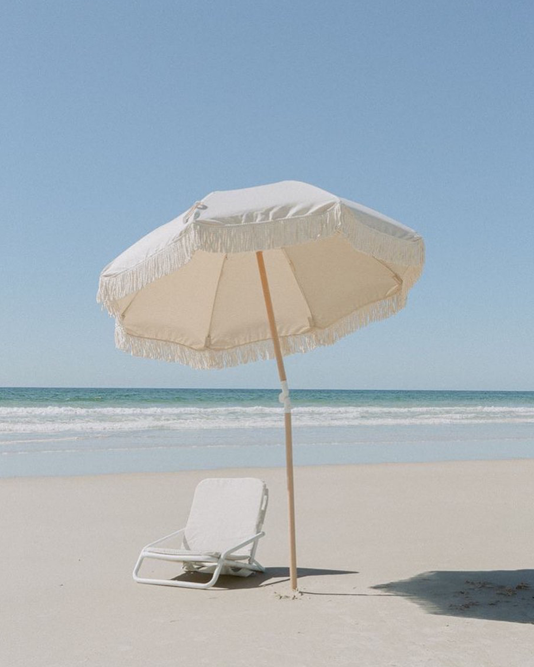 Beach Umbrella and Chairs: Your Ultimate Guide to Beach Comfort